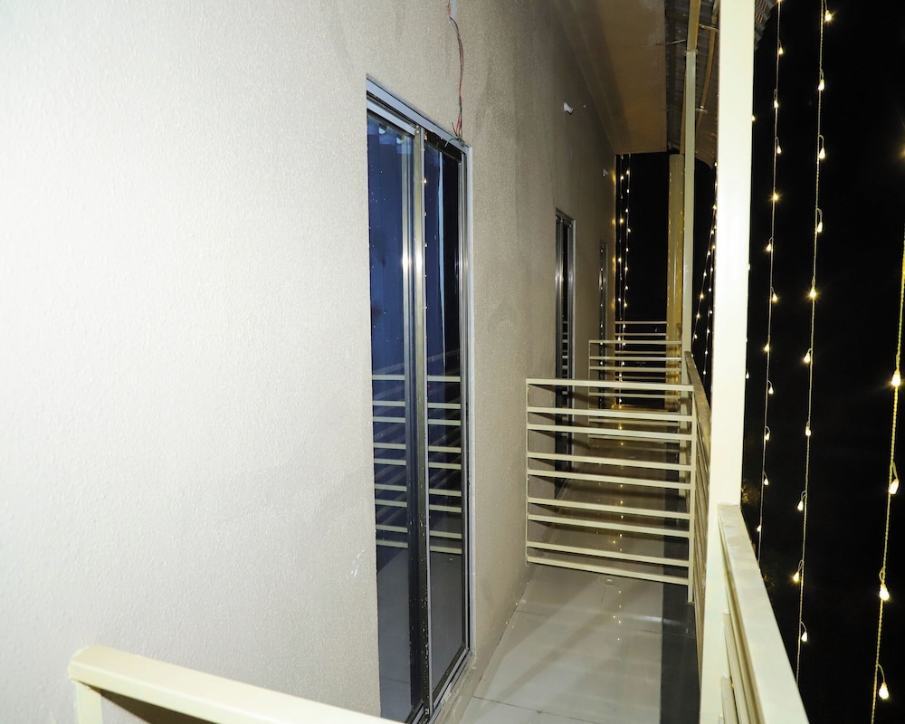 Hotel Devanshri Rooms & Restaurant