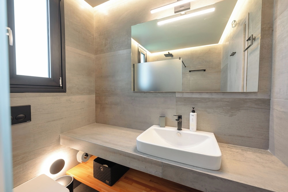 Grand Kourouta Pool Apartments