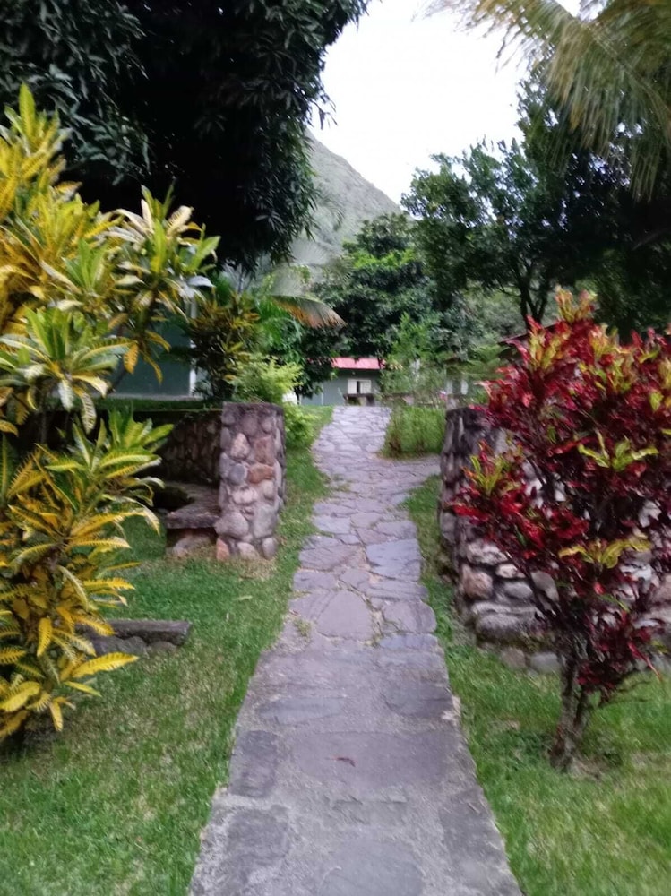 www.ecoterralodge.com