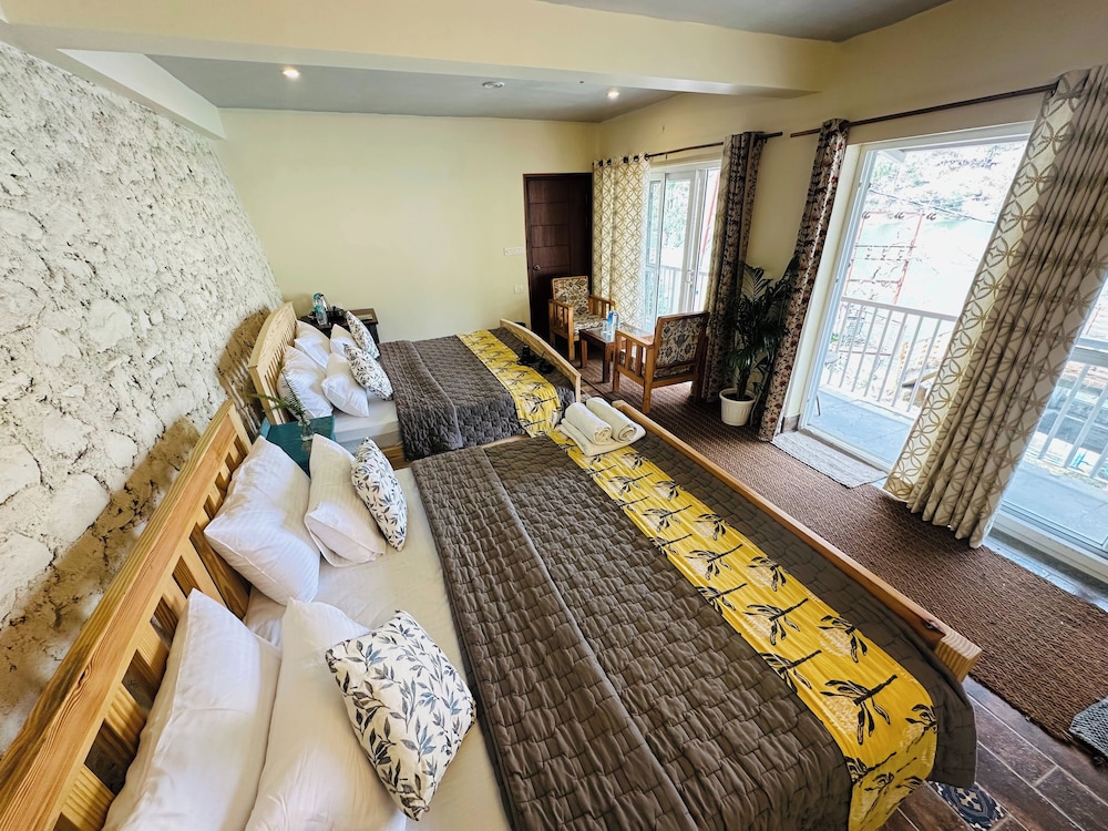 Echor Malusara Lakeview Retreat Bhimtal