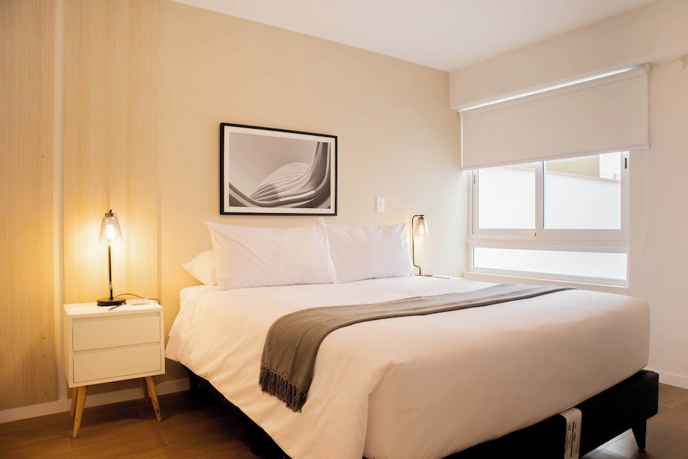 w Charming 2BR Stay in Miraflores
