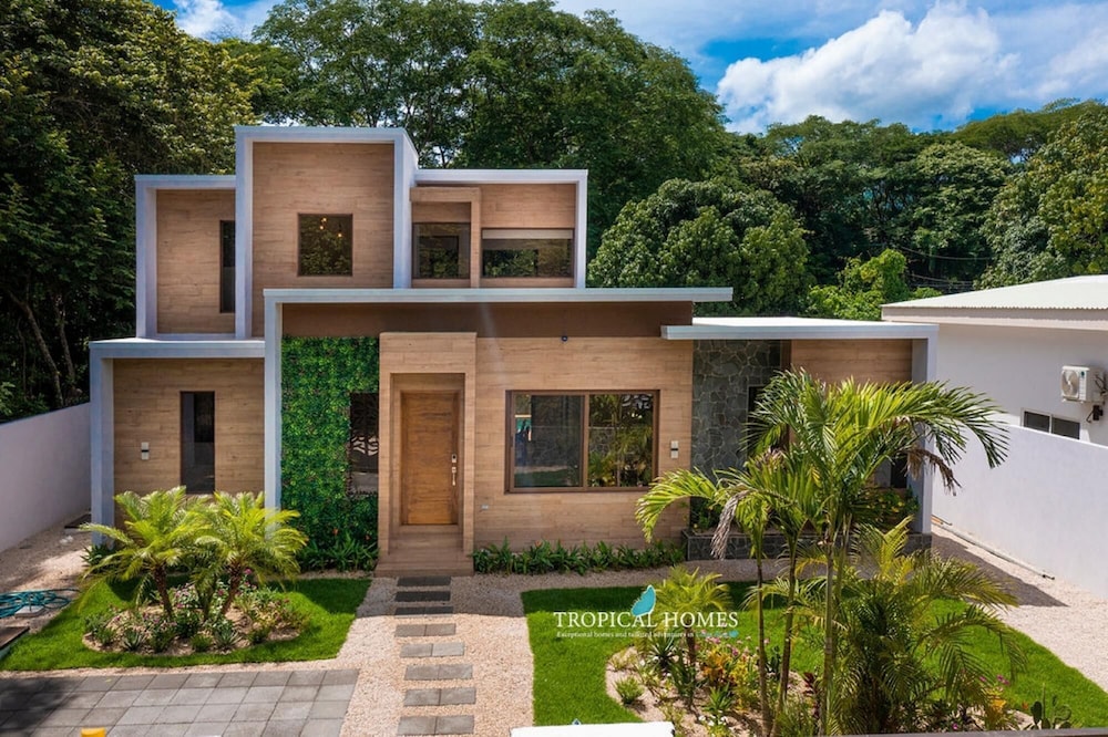 Playa Potrero Stunning Modern 3 BR 3 5 Bath Home - Casa Coralis view 3
