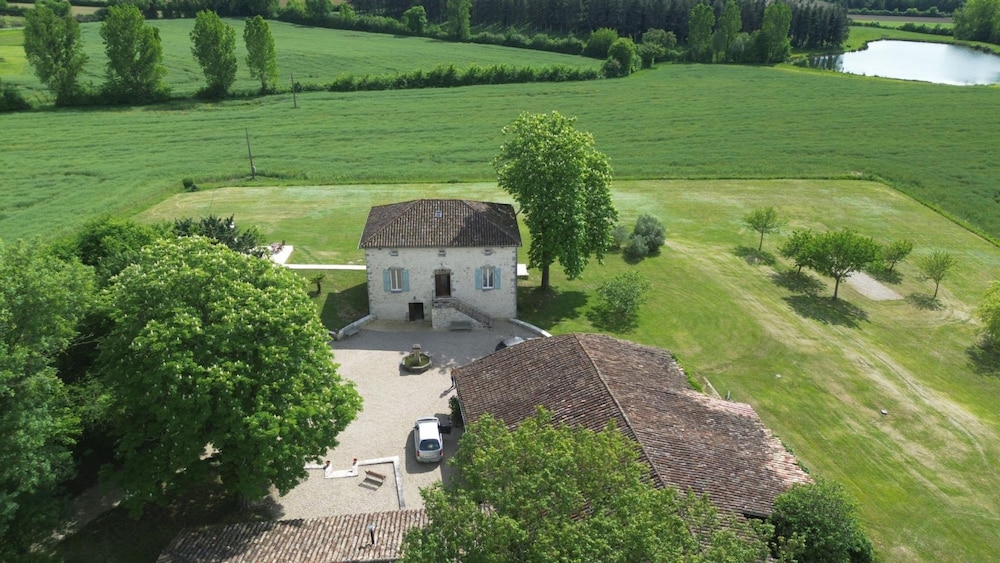 Villa Moundo 10p With Pool Nearby Monflanquin