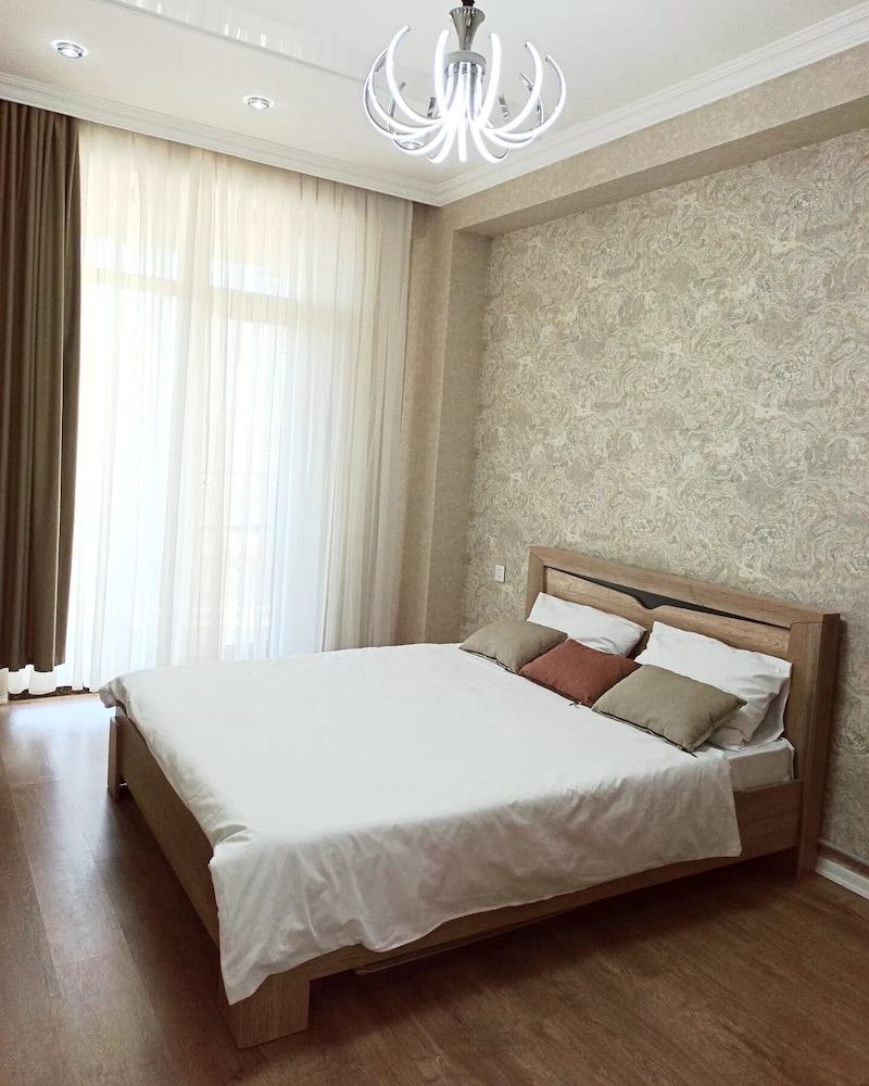 Prestigious apartment near the metro