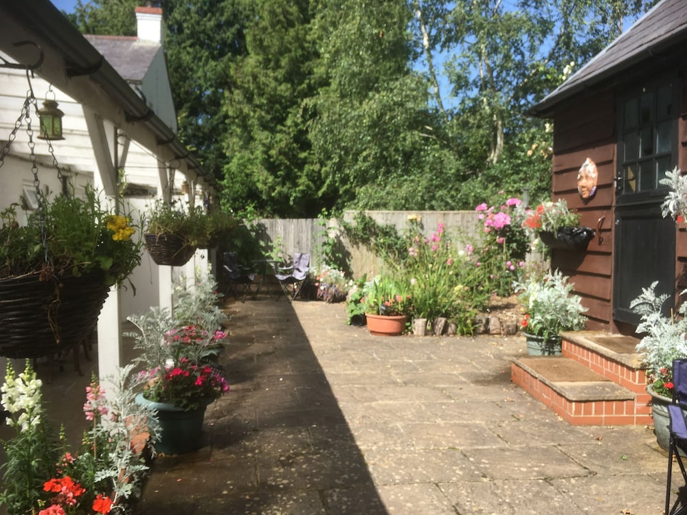 Otters' Green B&B