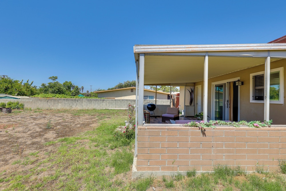 8 Mi to Carlsbad Beach: Home w/ Patio & Yard