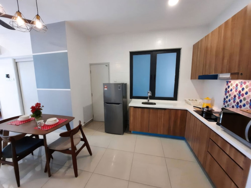Ciao Pacific 63 Residence Apartments