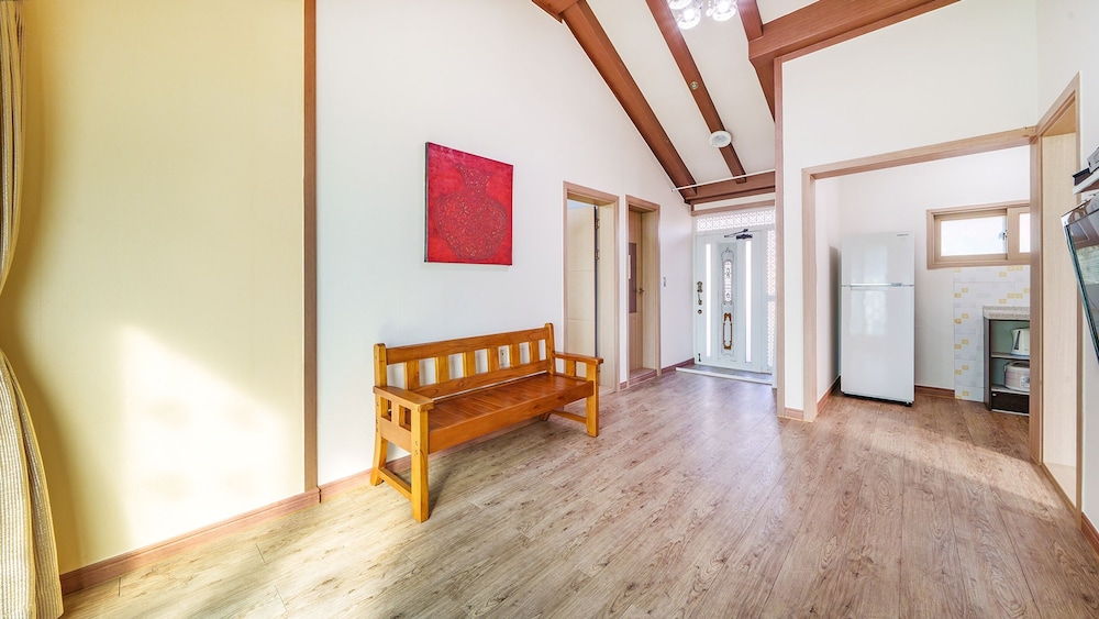 Gyeongju Clearmorning Petfriendlypension