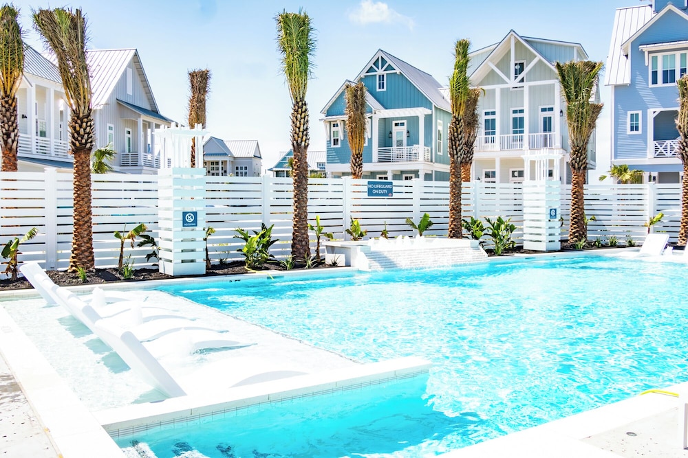 Serenity Shore 305 SOU