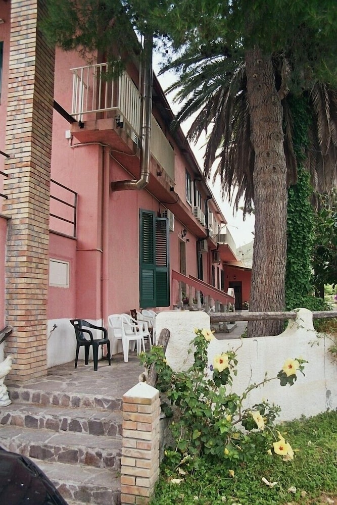 Agriturismo La Spina Santa