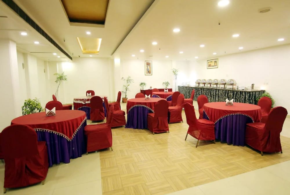 Meetings & Events