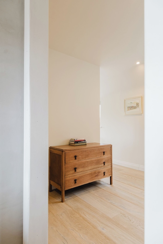 Mulberry Cottage 5BD in Wiltshire