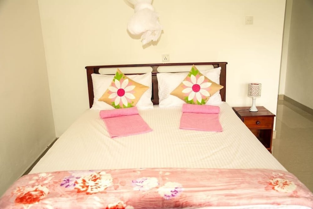 Madhara Home Stay Ella view 3