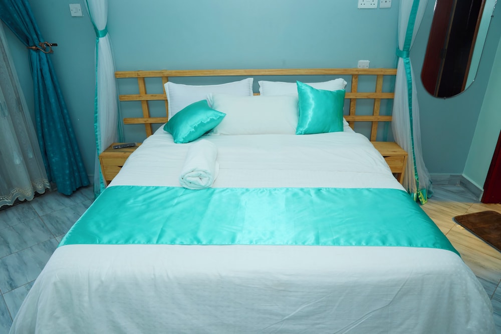 Westway Luxury Suites