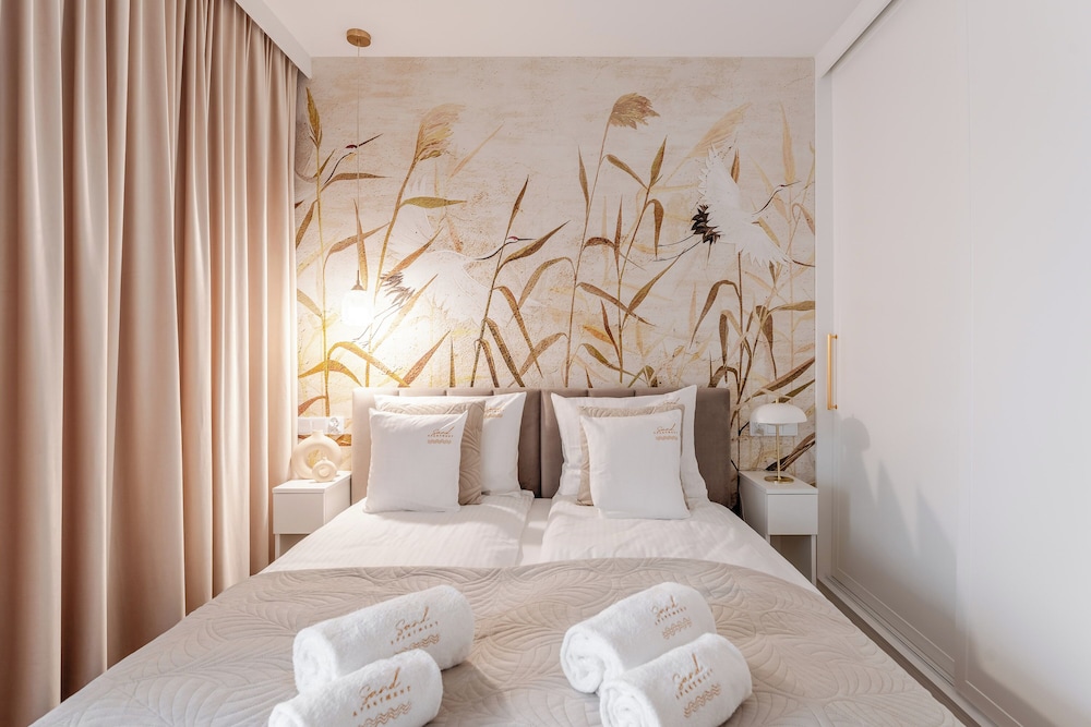DELUXE SAND APARTMENT & SPA