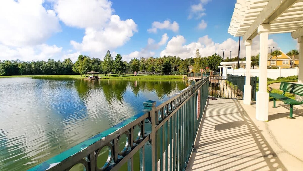 Relaxing 3BR Haven for 8 at Seven Dwarfs