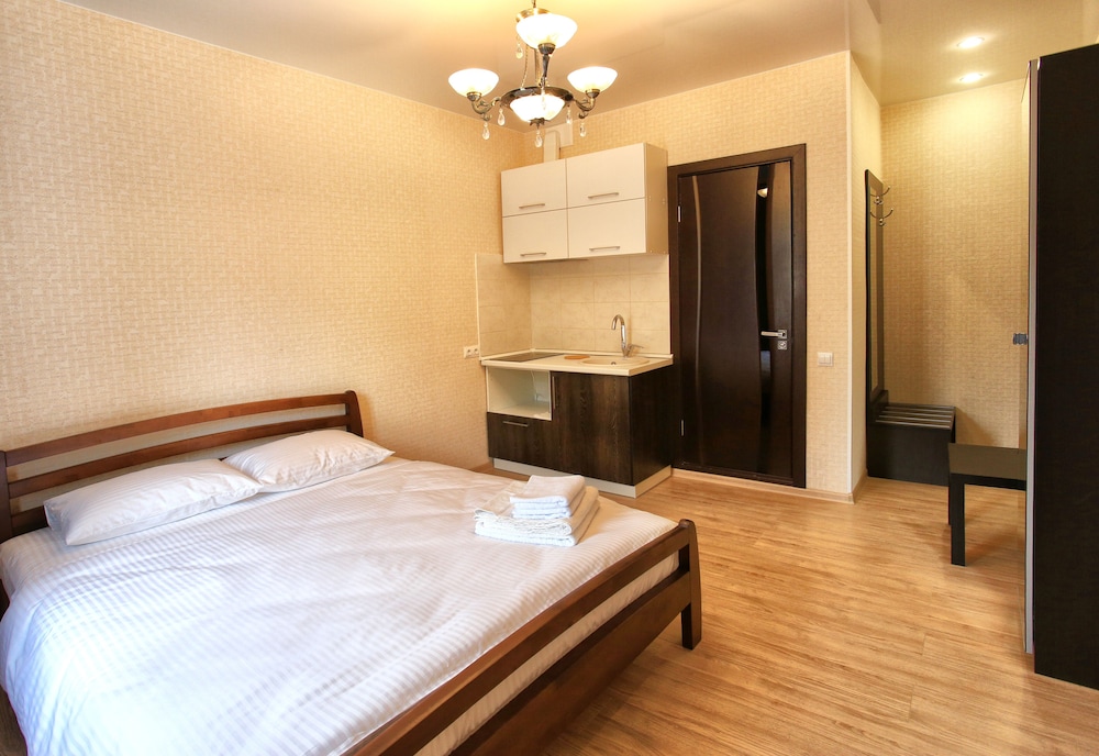 G&I Apartments