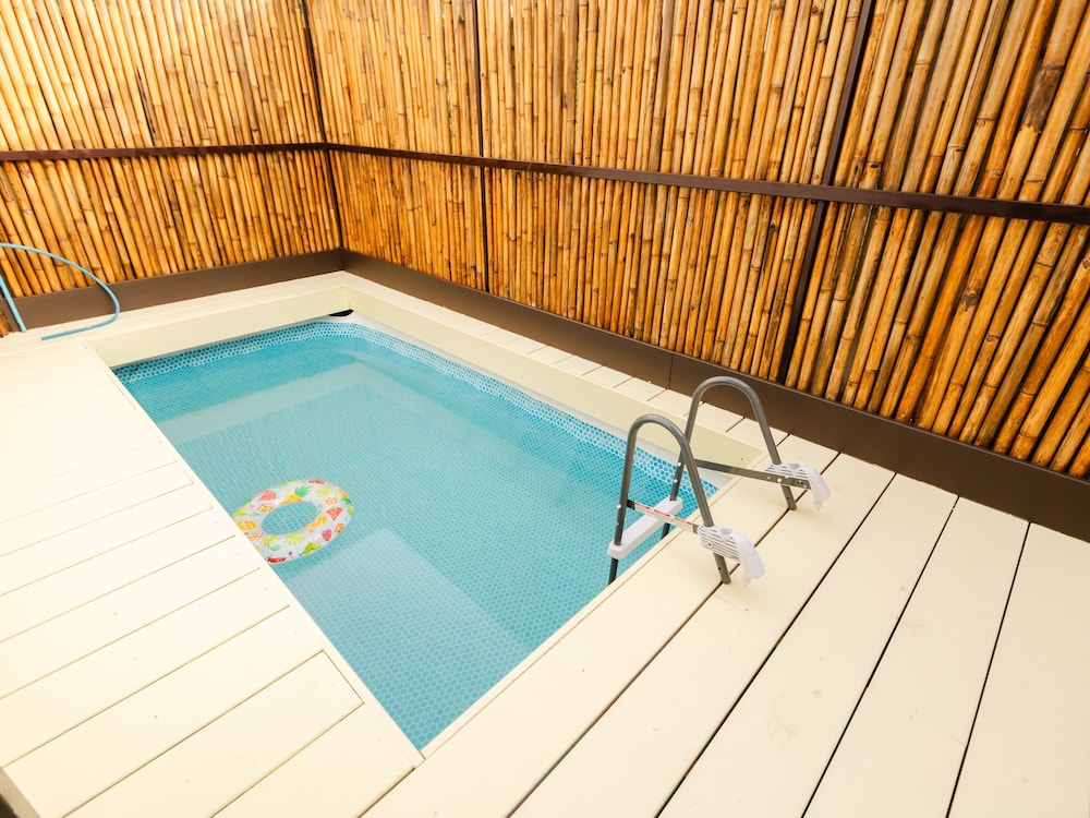 L1 Lanta Resort
