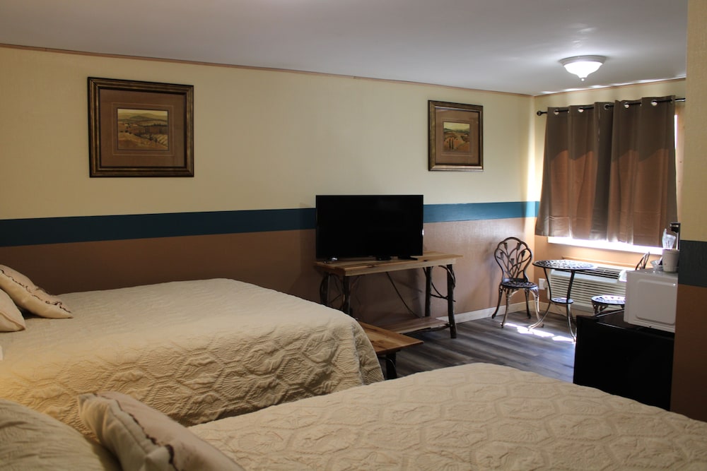 Lockview Motel