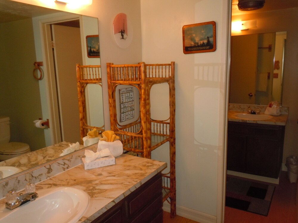 Snow Summit Townhouse Rentals & Sales