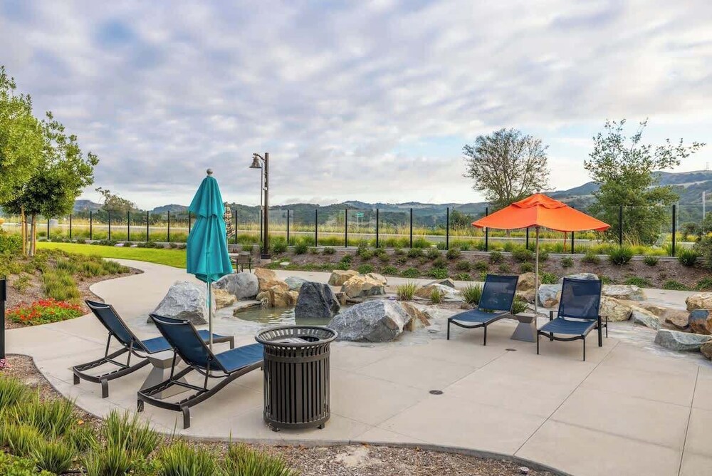 @ Marbella Lane - Curated 5BR in Upscale RMV Haven