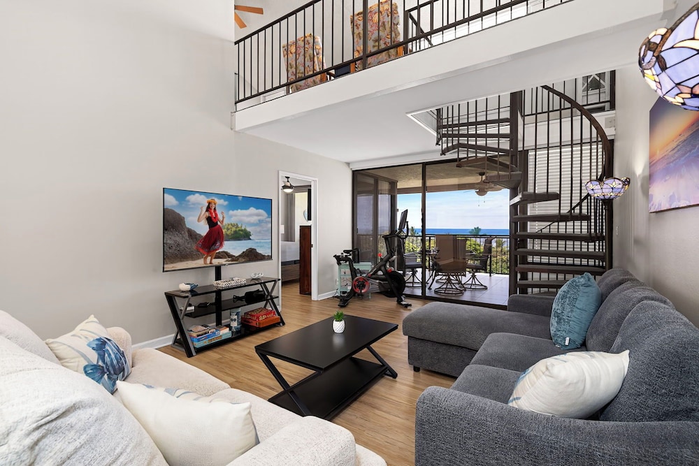 Fantastic Ocean & Golf Course Views - Close to Shopping & Beaches - Vrkcv
