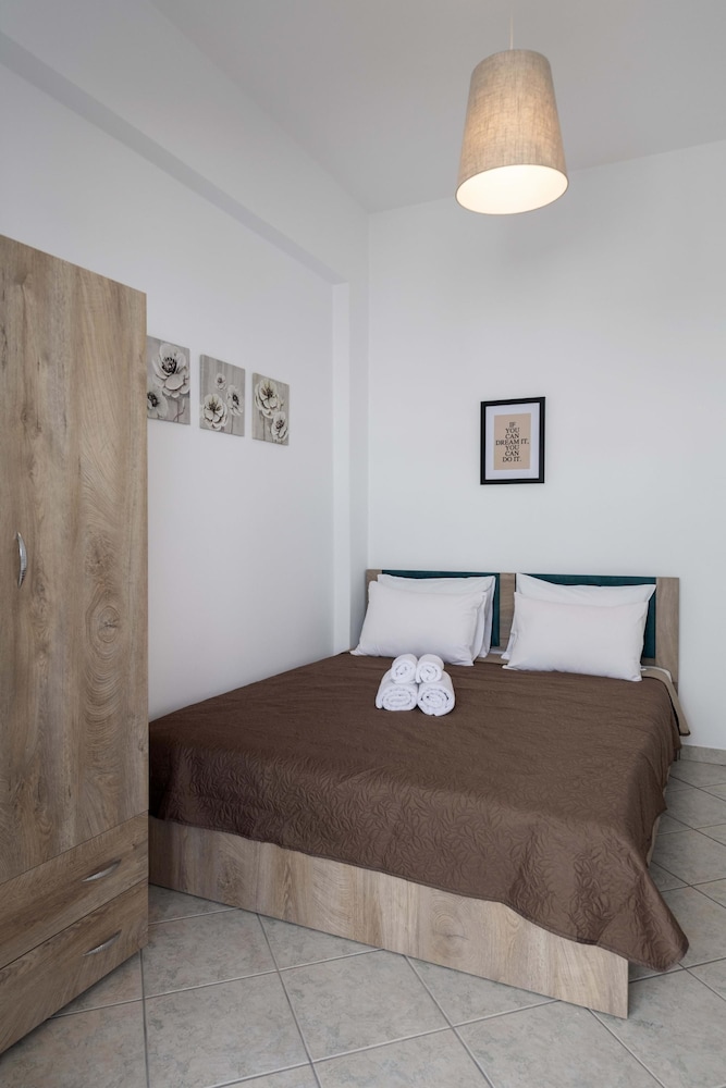 Parian Charming 3bedroom Home