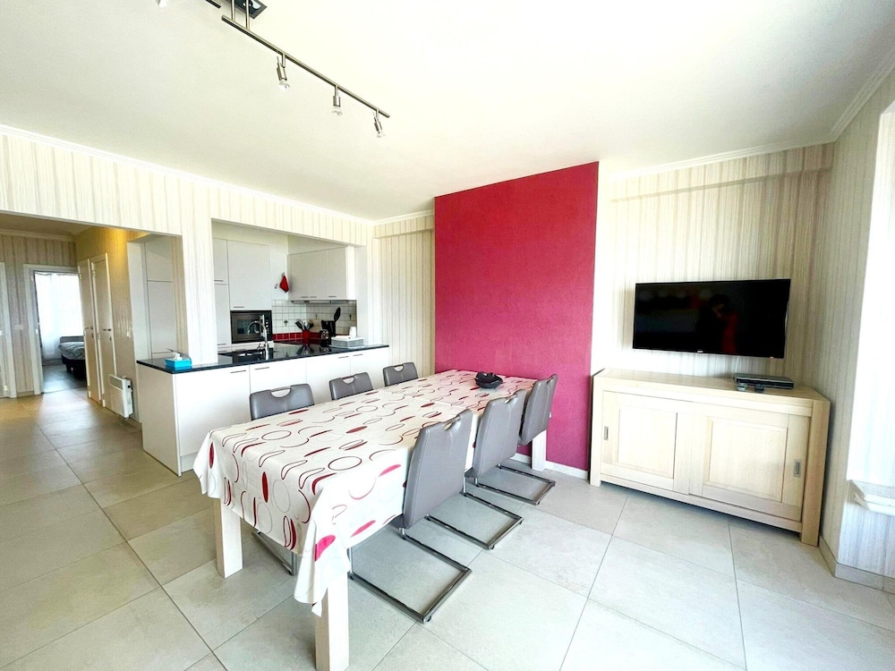 2-bedroom Apartment, by the Coast