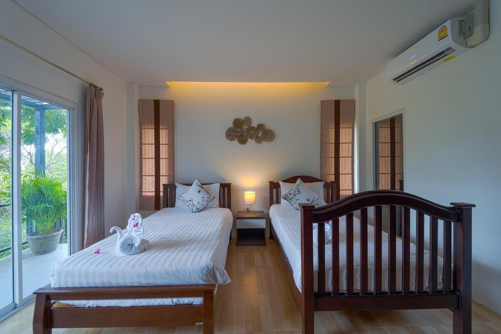 Fantastic 7 Bungalow Private Resort BR7