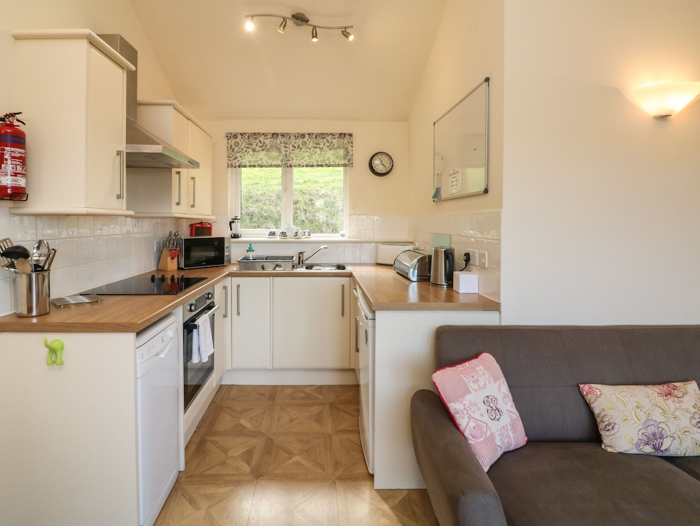 Chalet Log Cabin L15