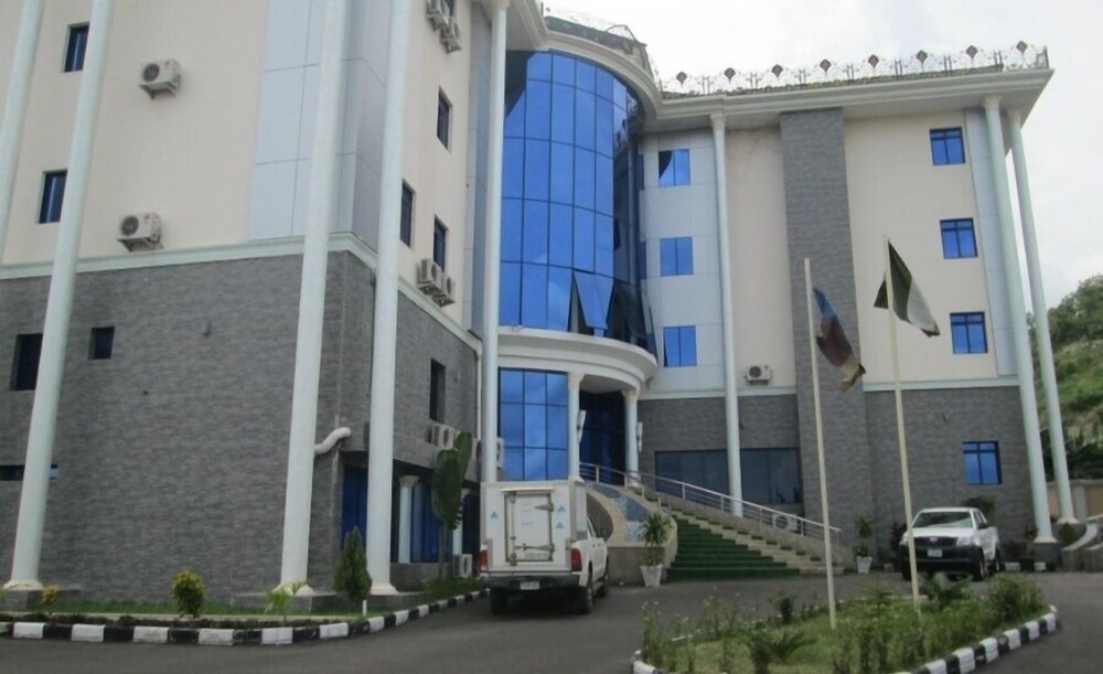 Idrinana Hotels