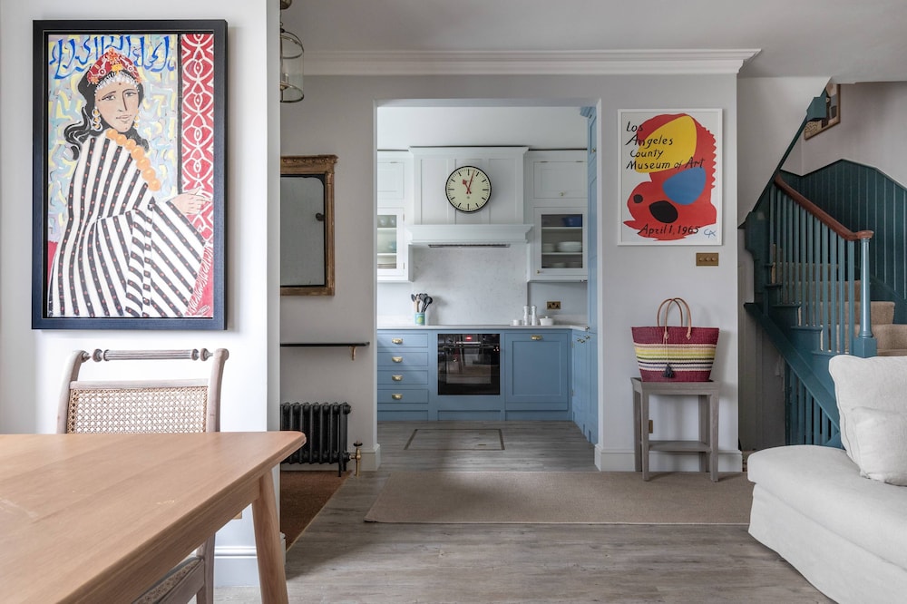 William Mews by Onefinestay