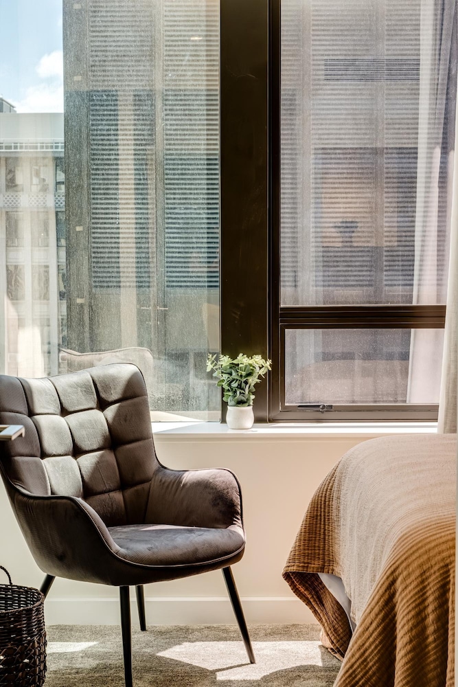 Cape Town 1BR Modern Apartment City Suite 902