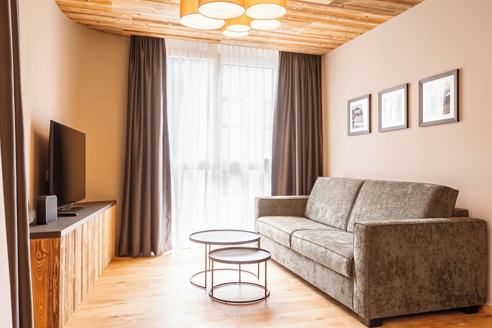 Zillertal Suites Fügen by ALPS RESORTS