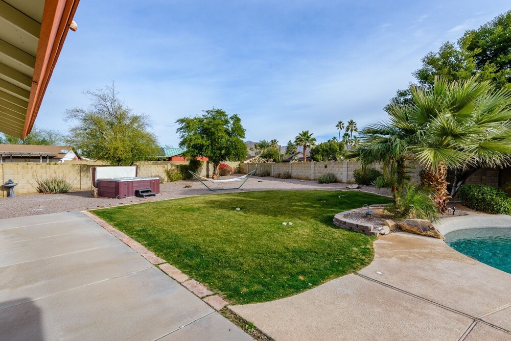 Casa Willow 4 Bedroom Home by RedAwning