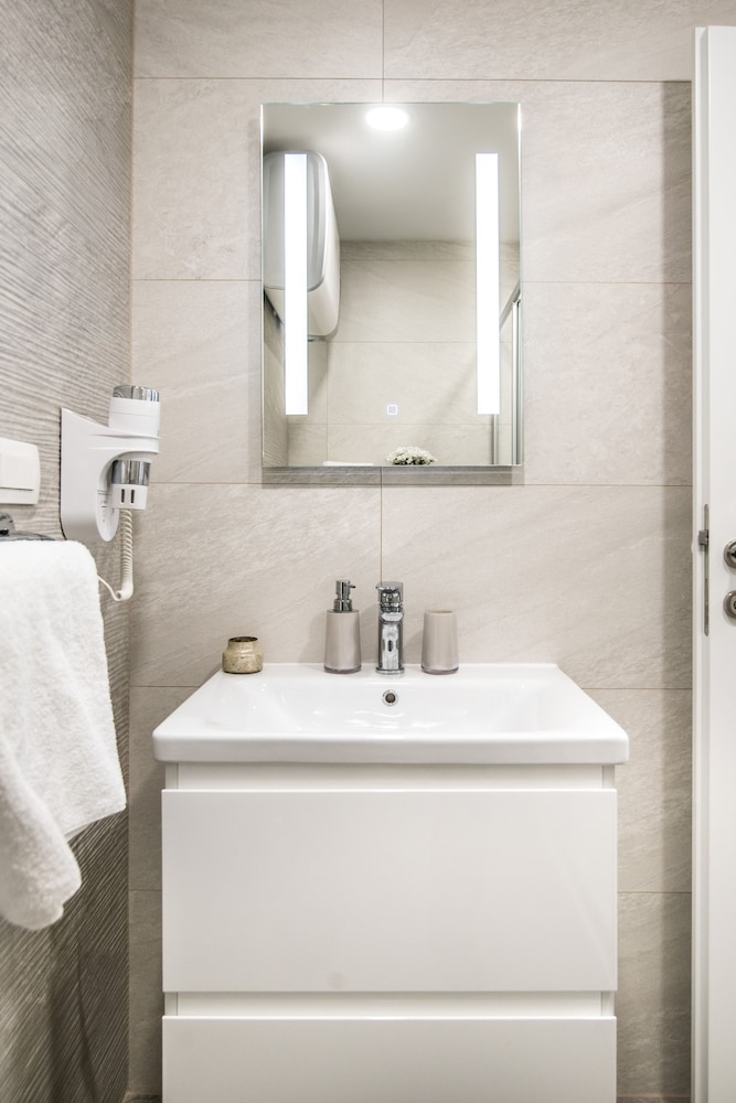 Dubrovnik Spectrum Rooms