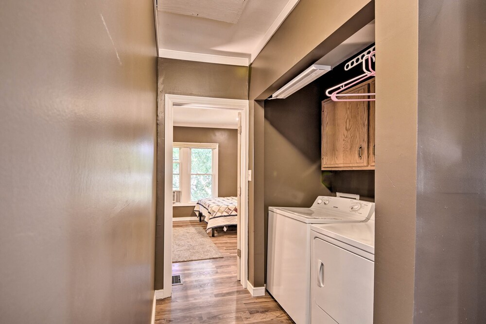 The Junction: Victorian Home in Quaint Fortville! view 4