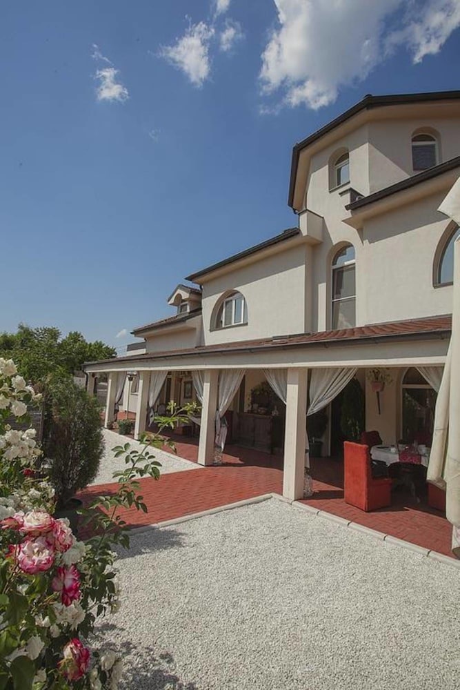 Villa Rococo