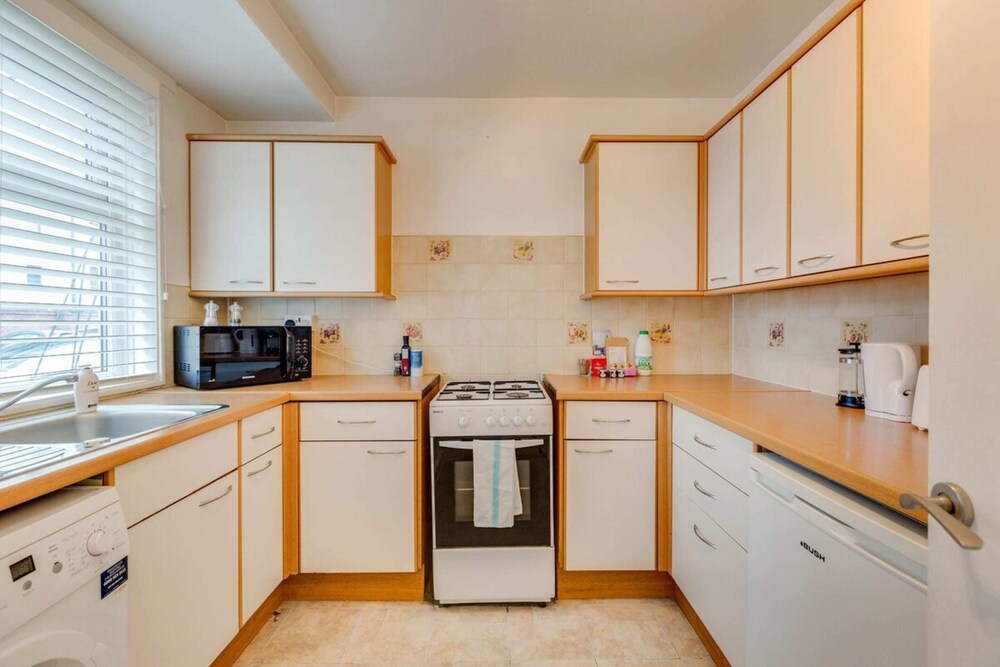 Bright Studio Near Borough and The Shard