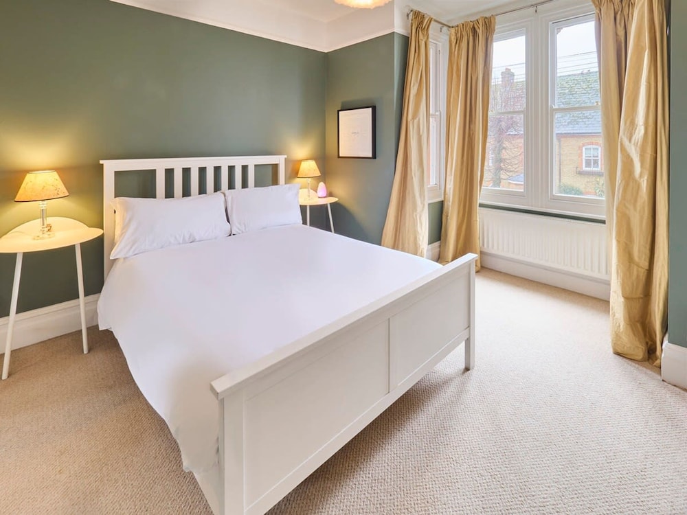 Host Stay Roper Road Villa