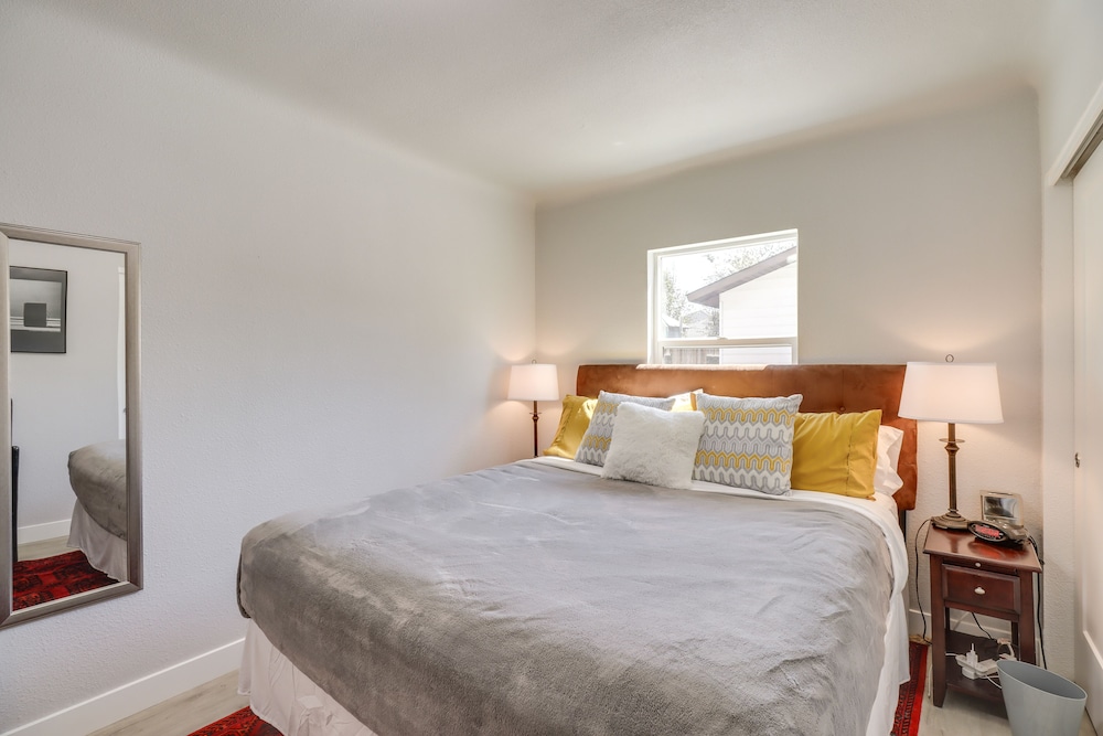 Reno Vacations - Midtown Reno Vacation Rental w/ Fenced-in Yard! - Property Image 2