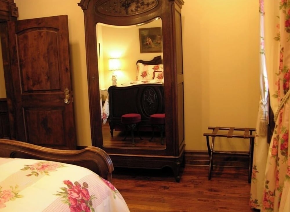 Eastburn Inn