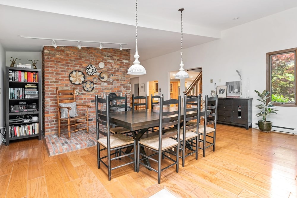 Photo 65