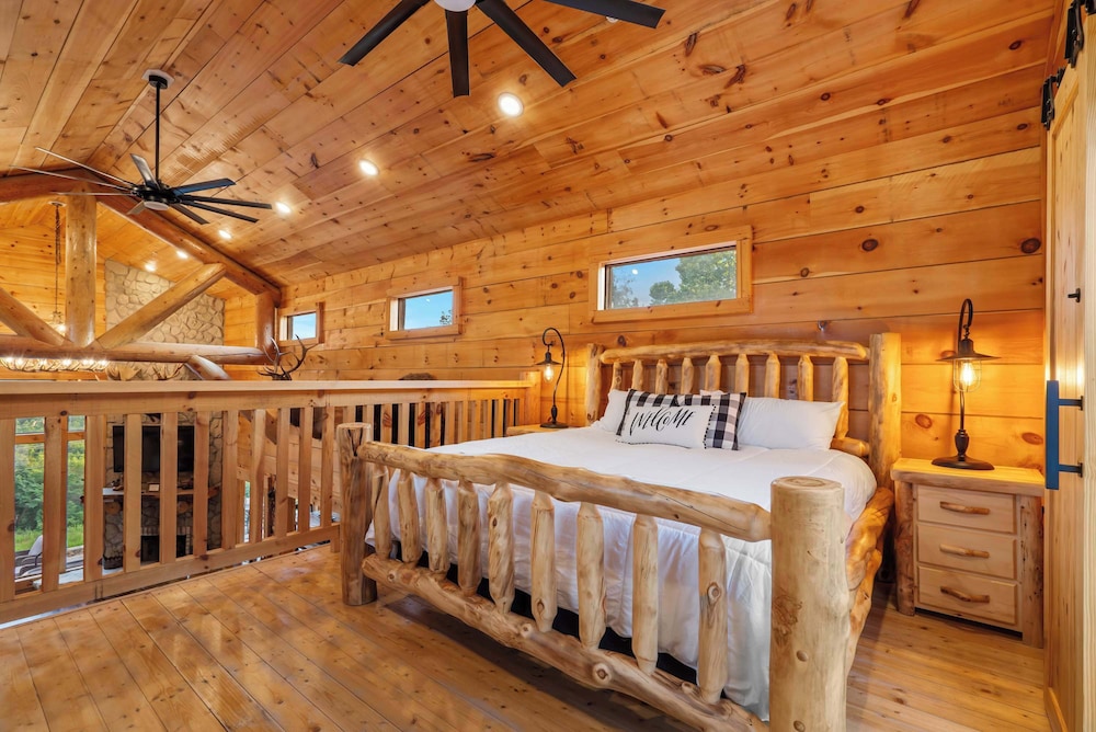 Buffalo Lodge - Stay for 8