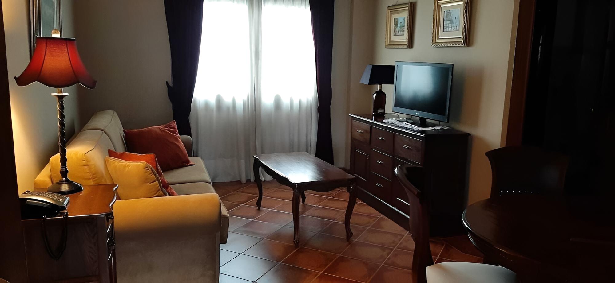 Apartamentos Turísticos El Nogal