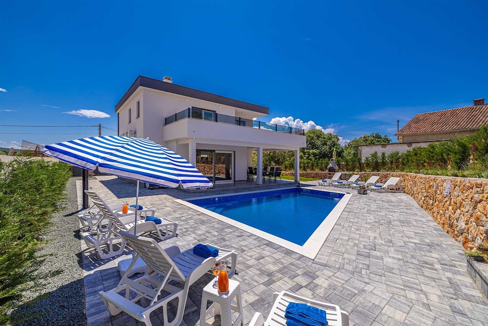 Villa Katharina With Private Pool
