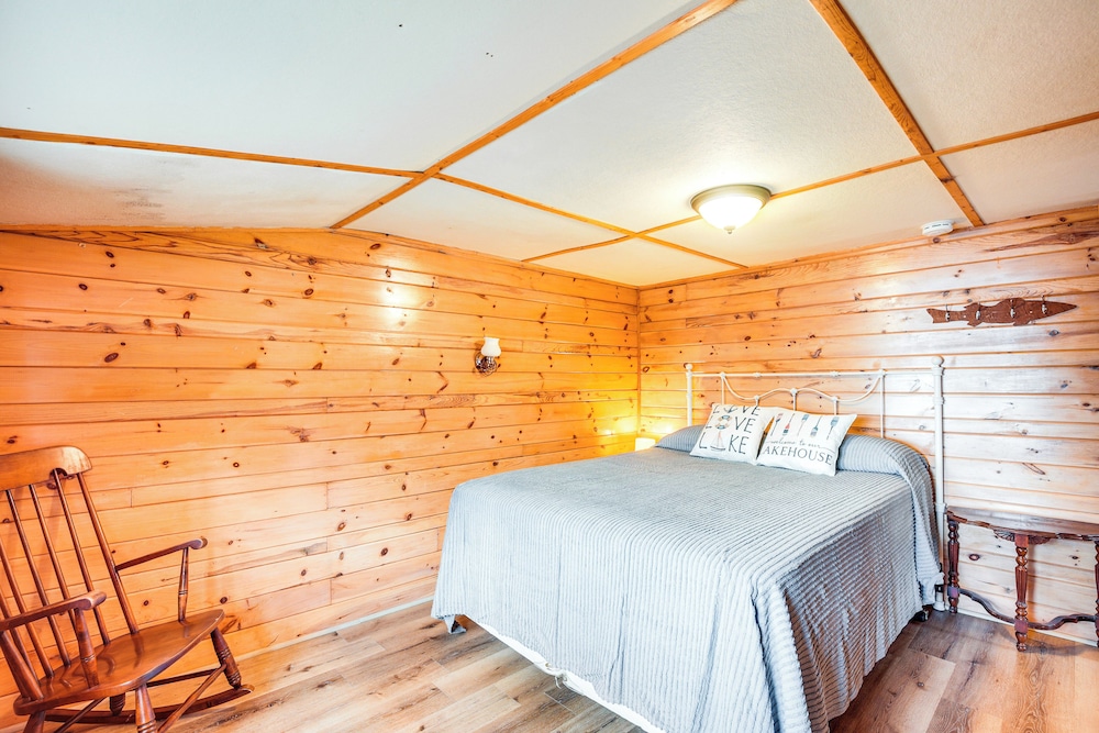 Private Dock, Deck & Yard: Deerskin Lake Retreat!