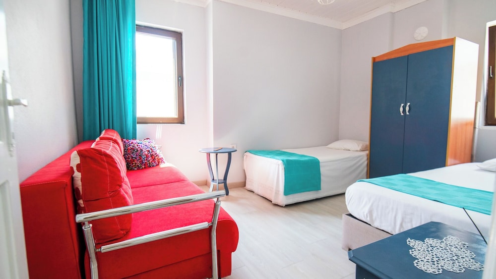 ALAYBEY GUEST HOME