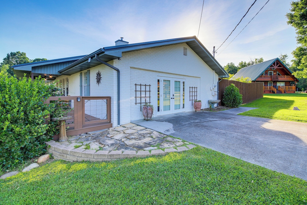 Family Sevierville Cottage w/ Game Room & Hot Tub! view 5