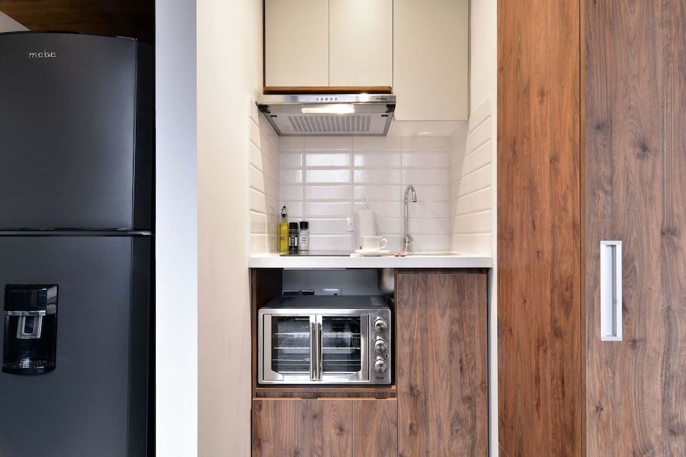 W Amazing 1BR w Beautiful View in Virrey